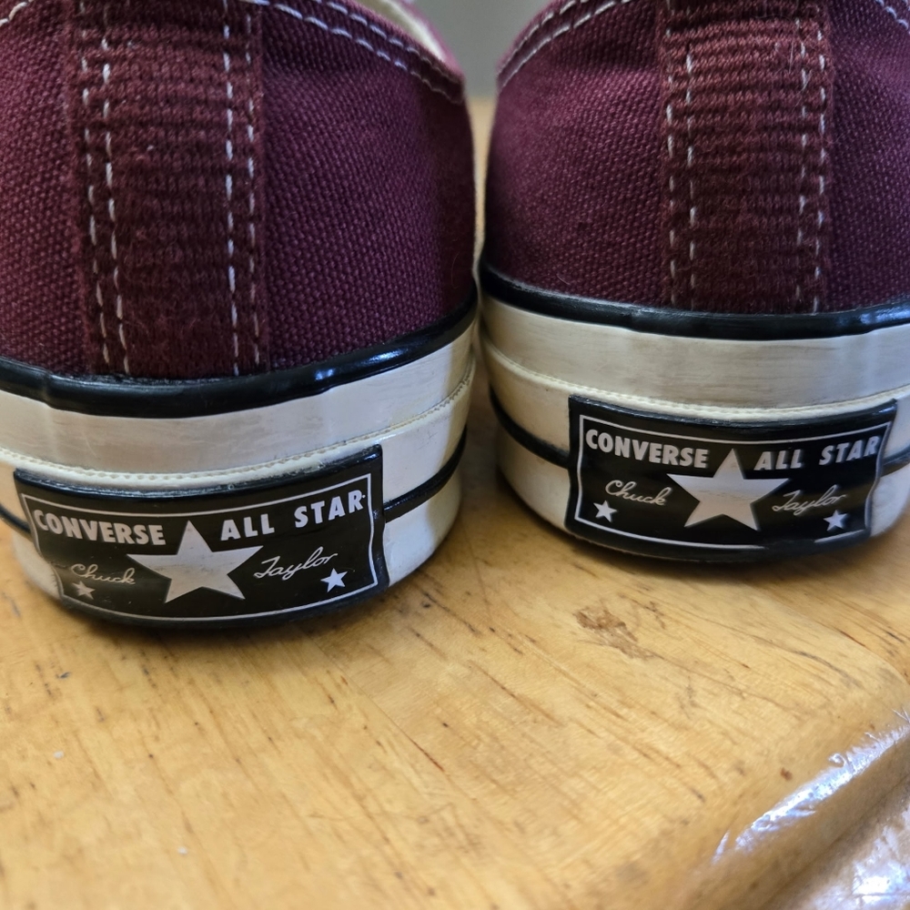 Low Top Converse - Picture 9 of 10